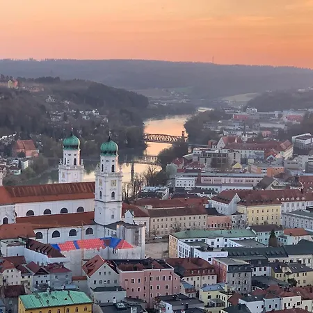 Paradies An Der Donau *