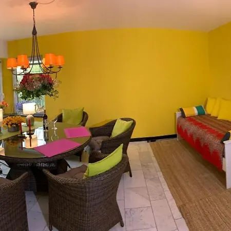 Paradies An Der Donau Nyaraló